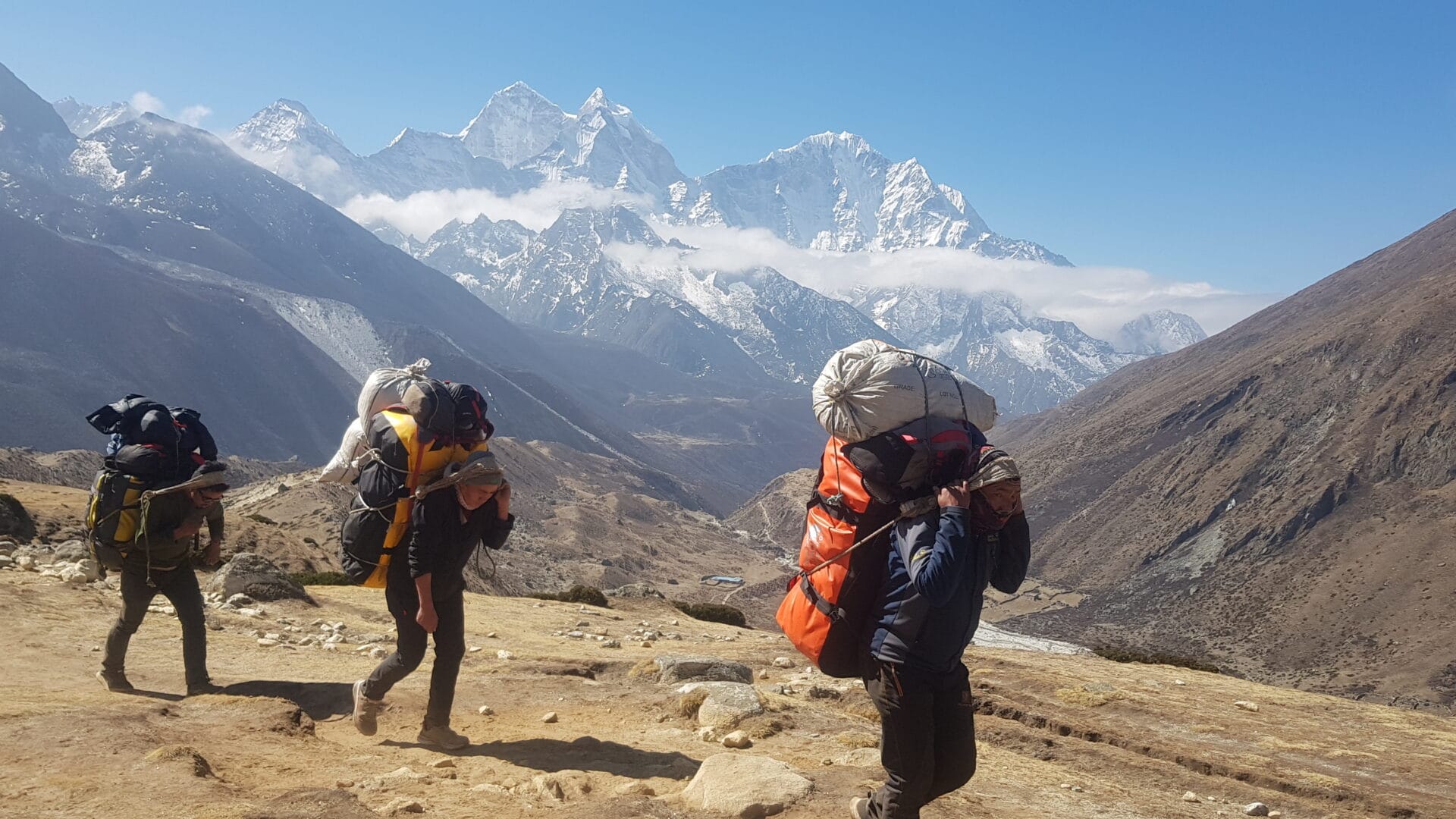 Everest Three High Passes Trek 18 Days